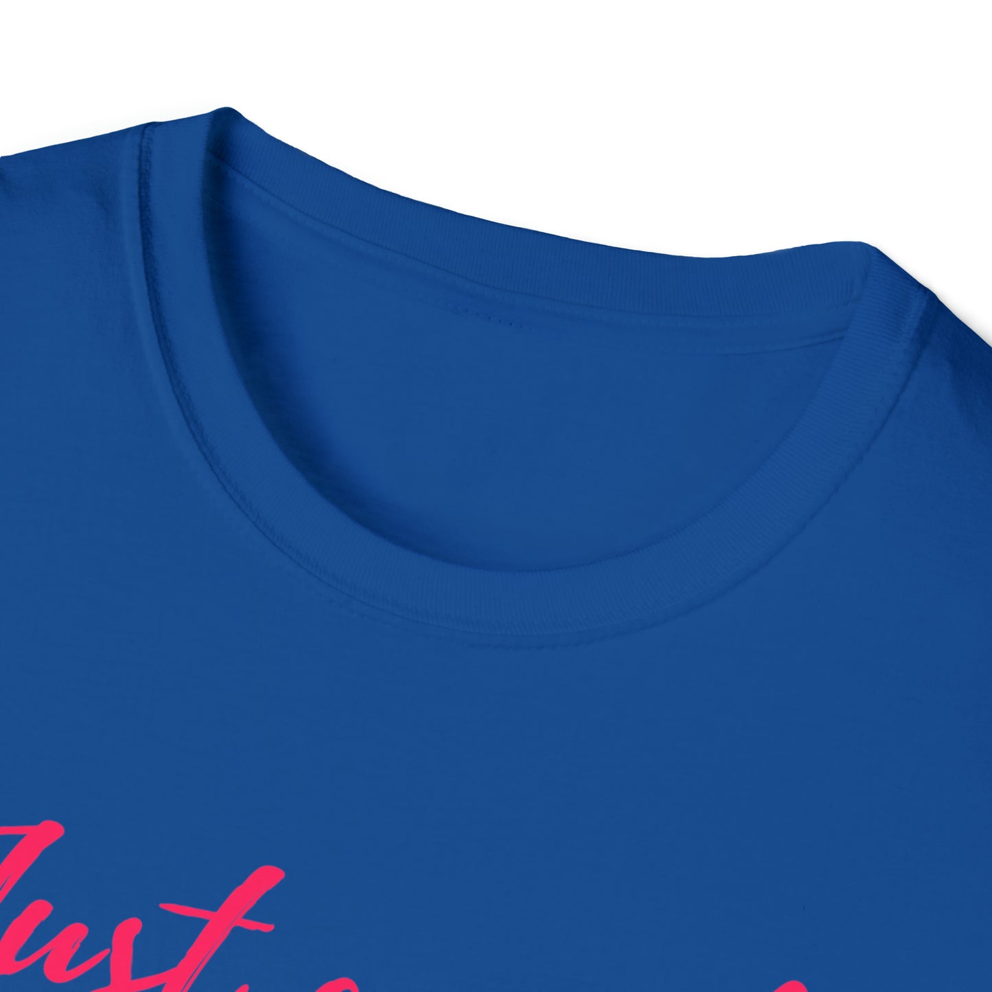 Just a girl who loves whiskey - Unisex Softstyle T-Shirt