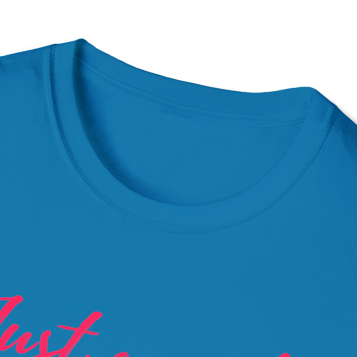 Just a girl who loves whiskey - Unisex Softstyle T-Shirt